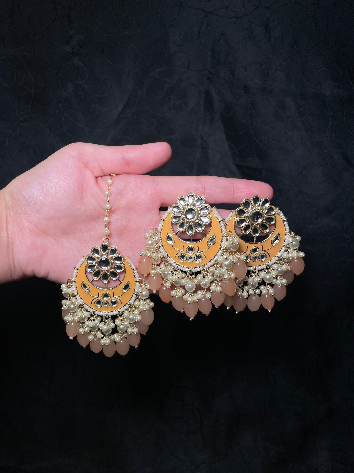 ✨Meenakari Kundan Tikka Set✨