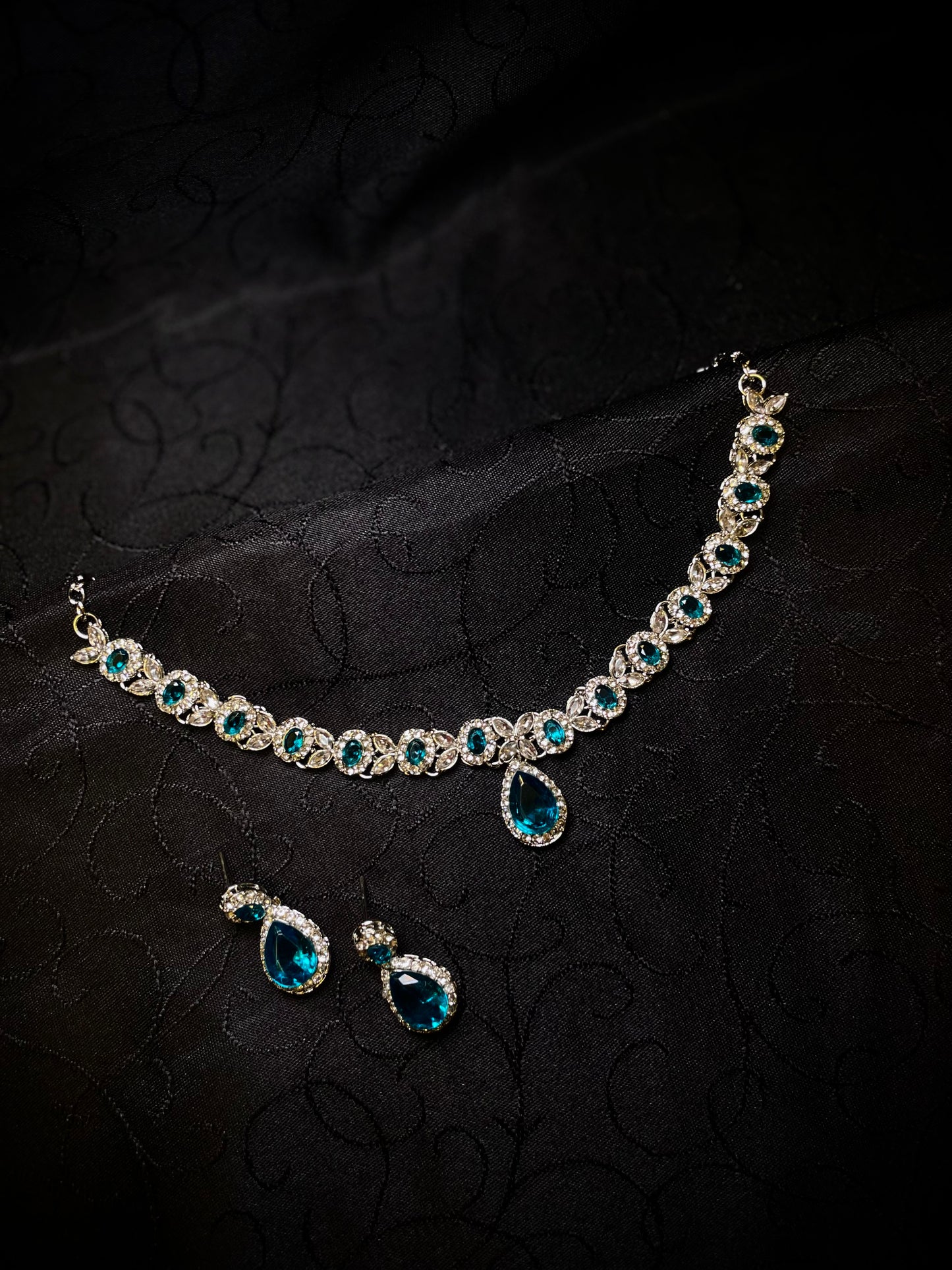 ✨Stone Necklace Sets✨