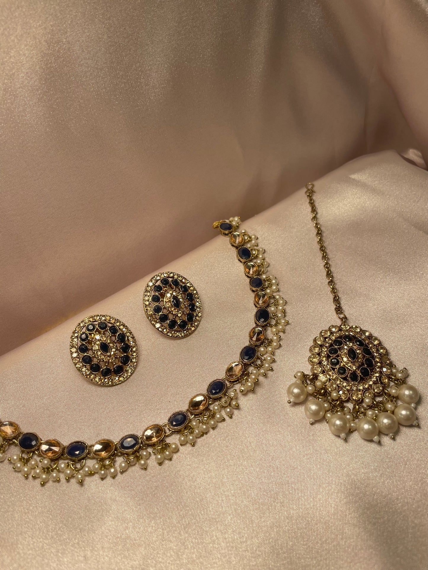 ✨Indian Choker & Necklace Set w/Studs ✨