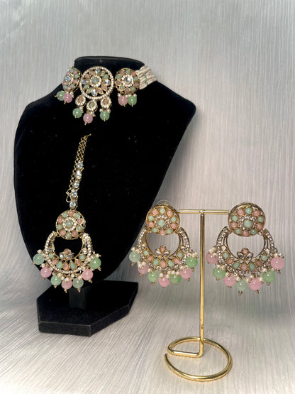 ✨Pearl Kundan Choker Sets✨