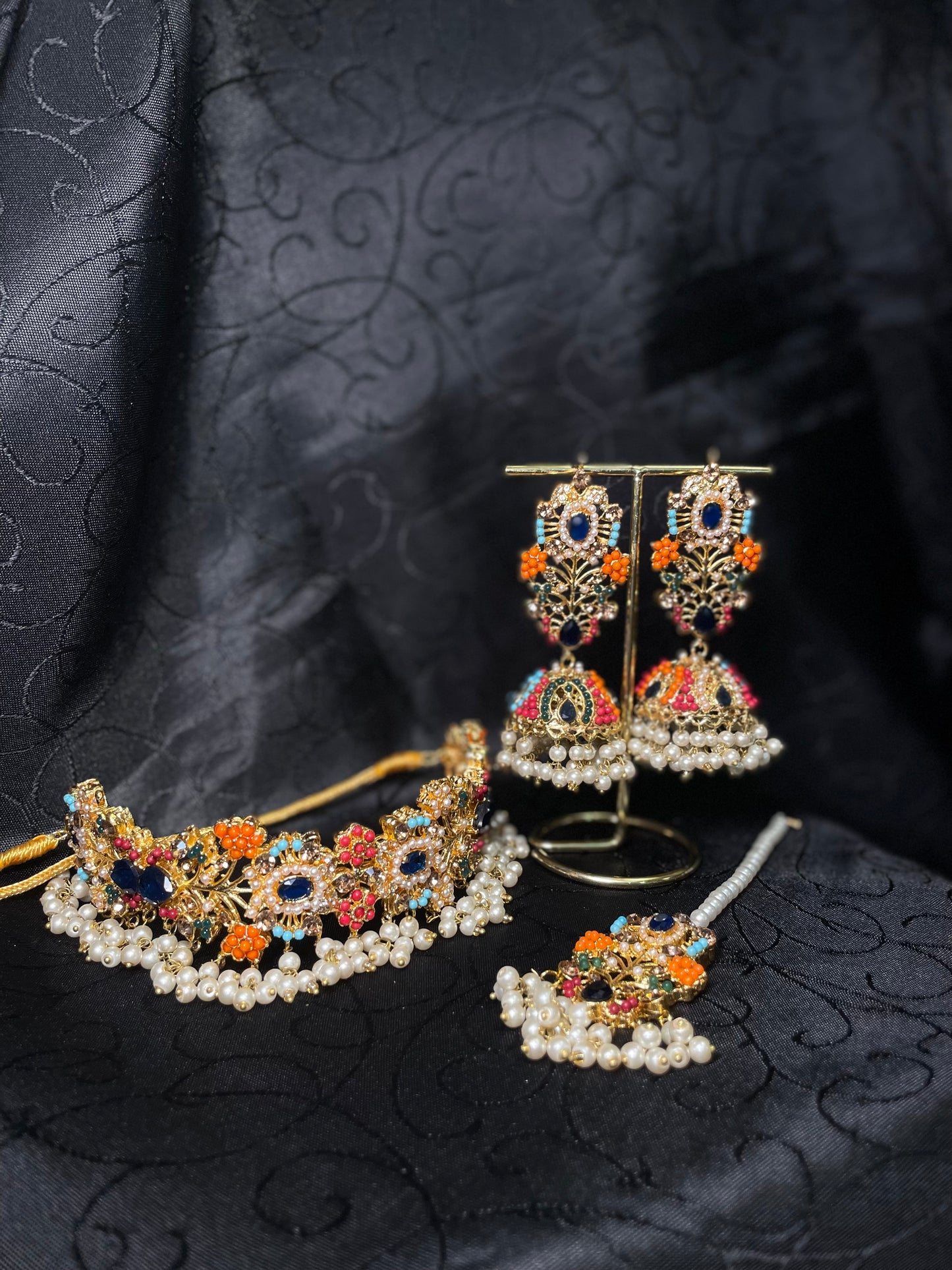✨Pakistani Nauratan Choker Set✨