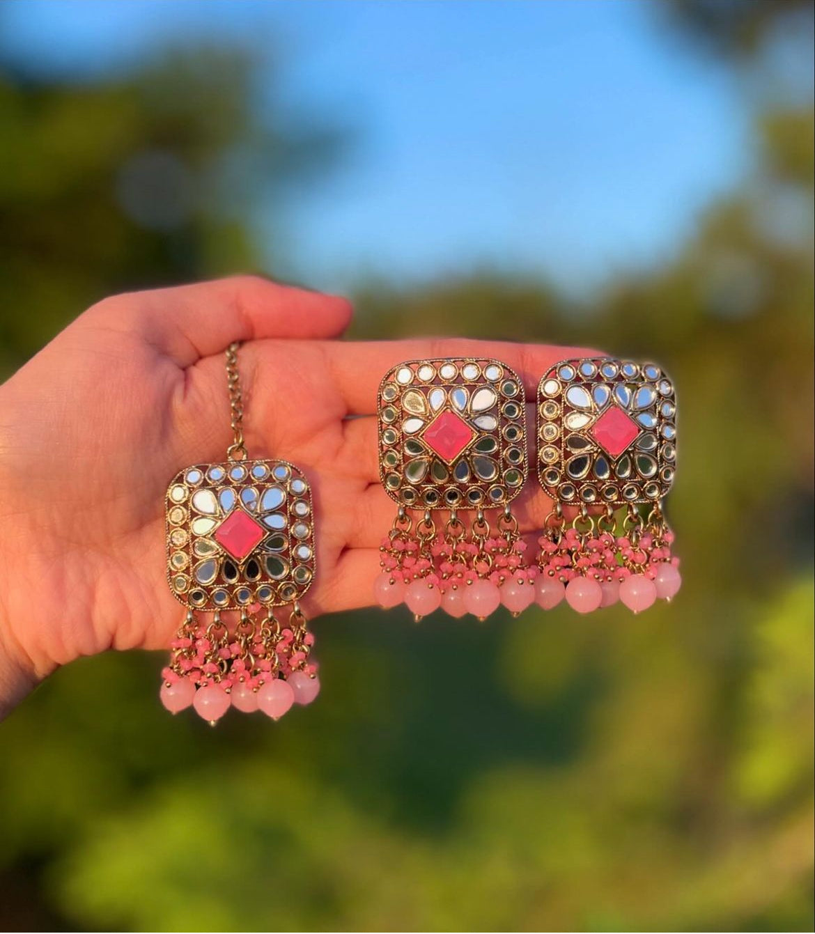 ✨Indian Mirror Stud Earring Tikka Set✨