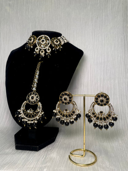✨Pearl Kundan Choker Sets✨