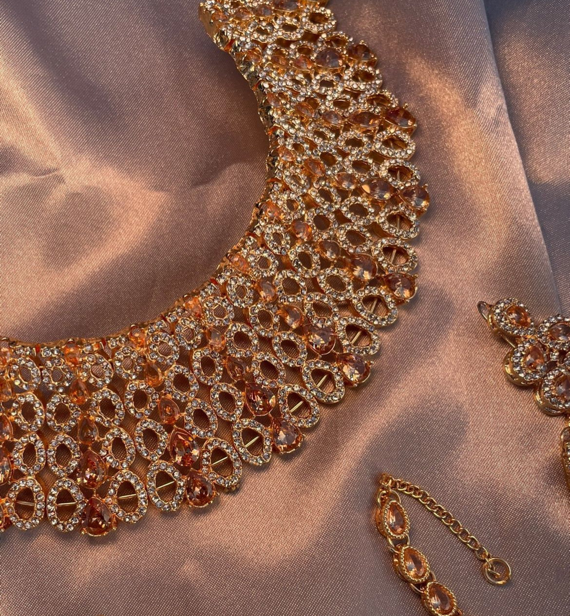 ✨Pakistani Zircon Semi Bridal Set✨
