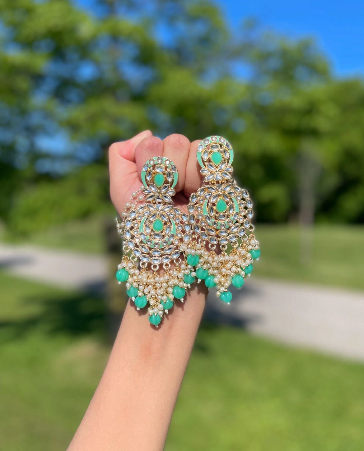✨Kundan Chandelier Earrings✨