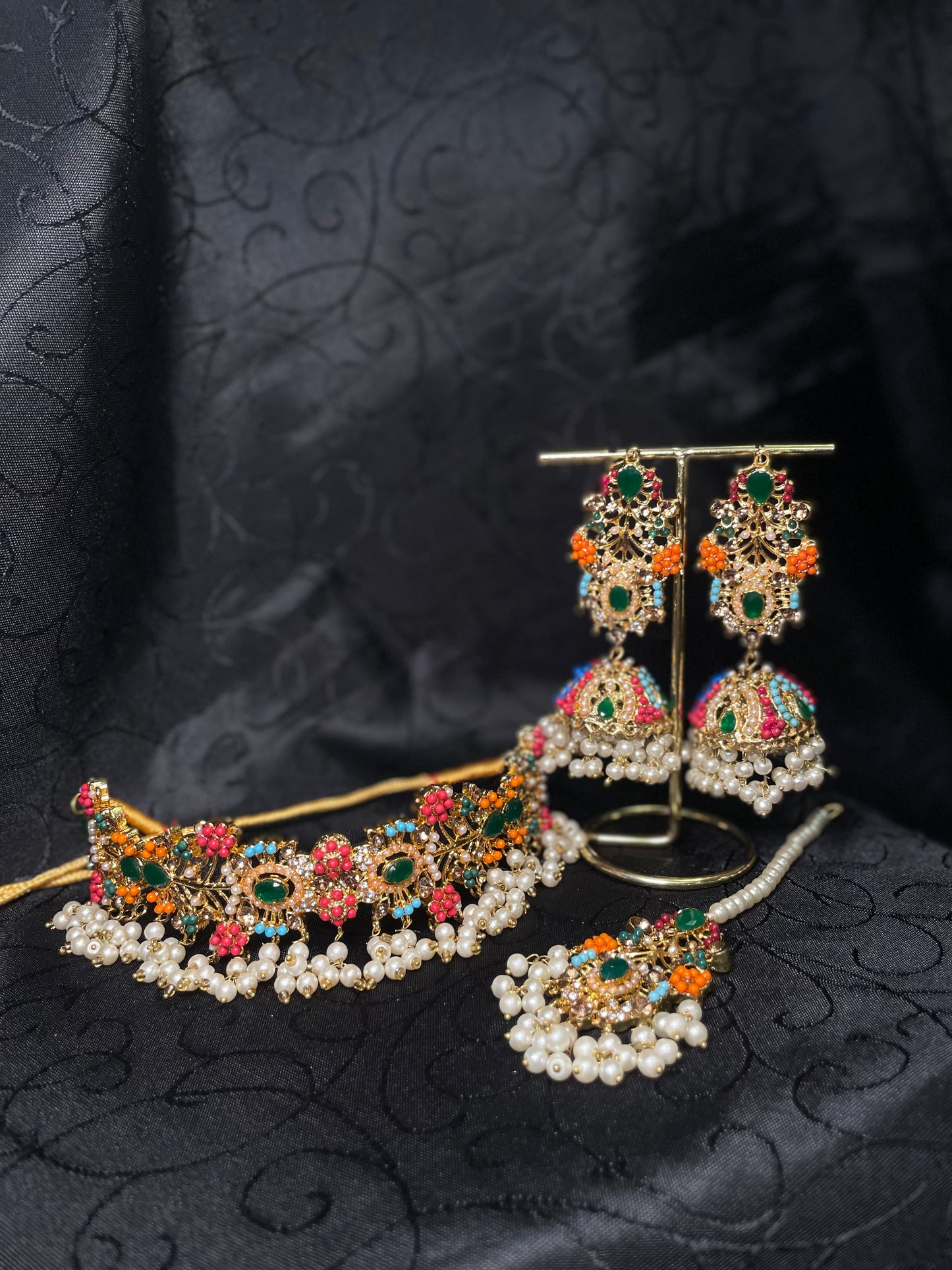 ✨Pakistani Nauratan Choker Set✨