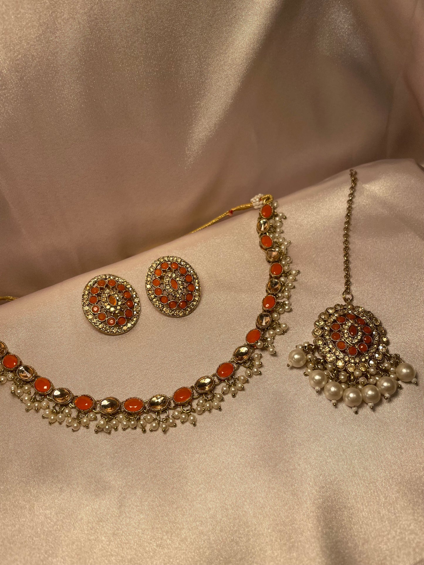 ✨Indian Choker & Necklace Set w/Studs ✨